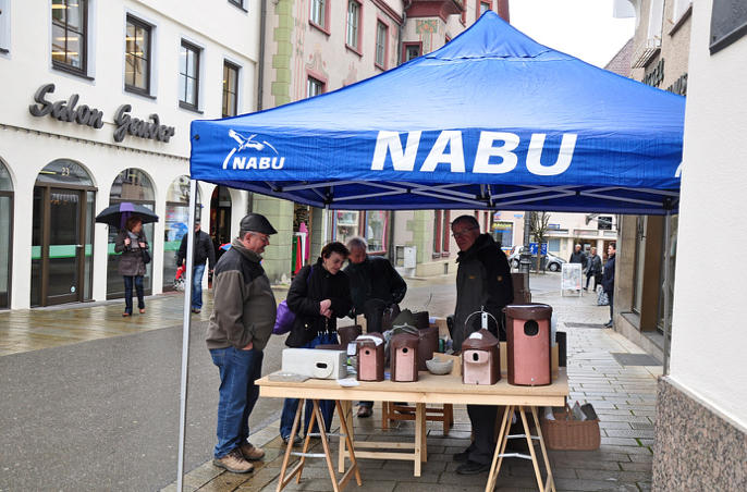 Infostand über Nistkästen